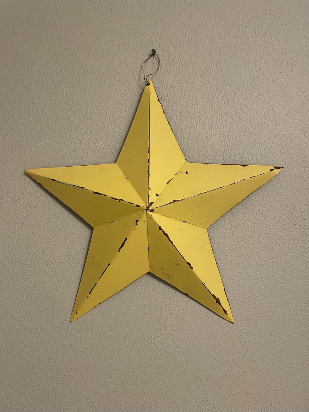 Rustic Primitive Yellow Metal STAR Wall Hanging